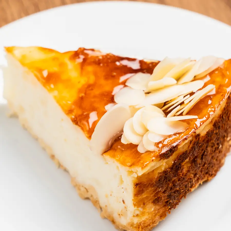 Toasted Almond Cheesecake