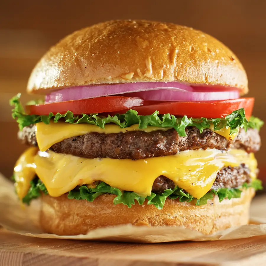 Wise Guys Pizza: Juicy Burger Delight